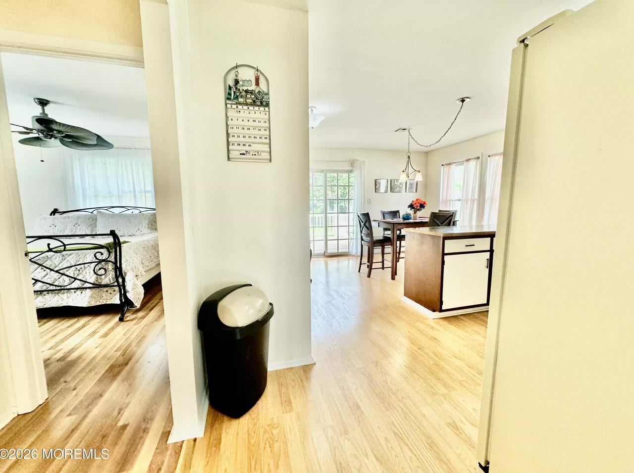 Photo 18 of 10 Biscayne St