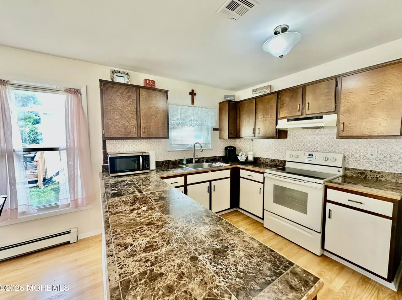 Photo 20 of 10 Biscayne St