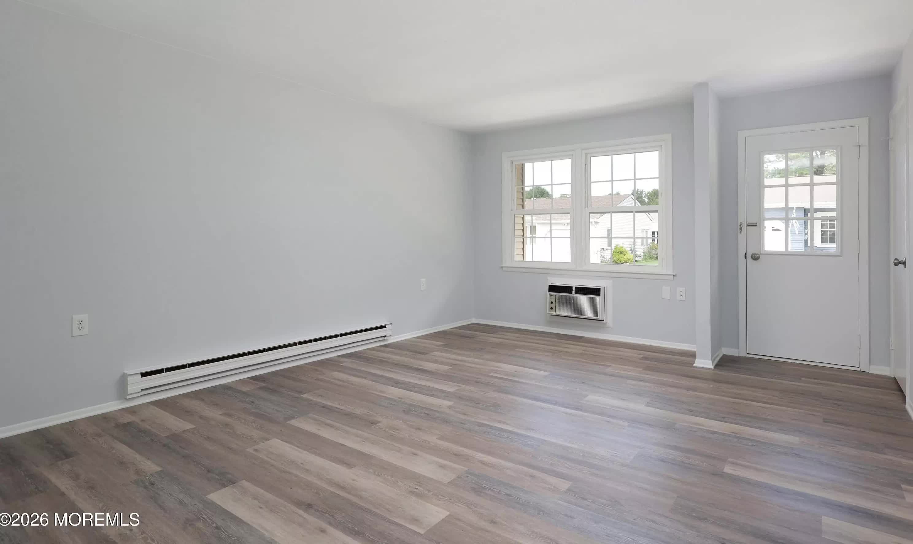 Photo 5 of 22 Keene St
