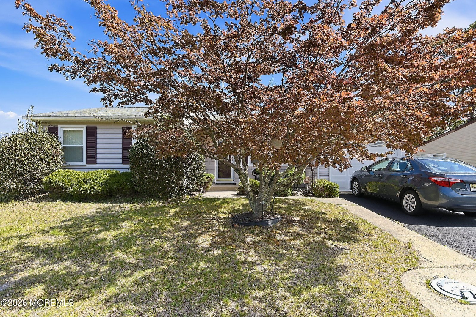 Photo 2 of 3 Apple Ln