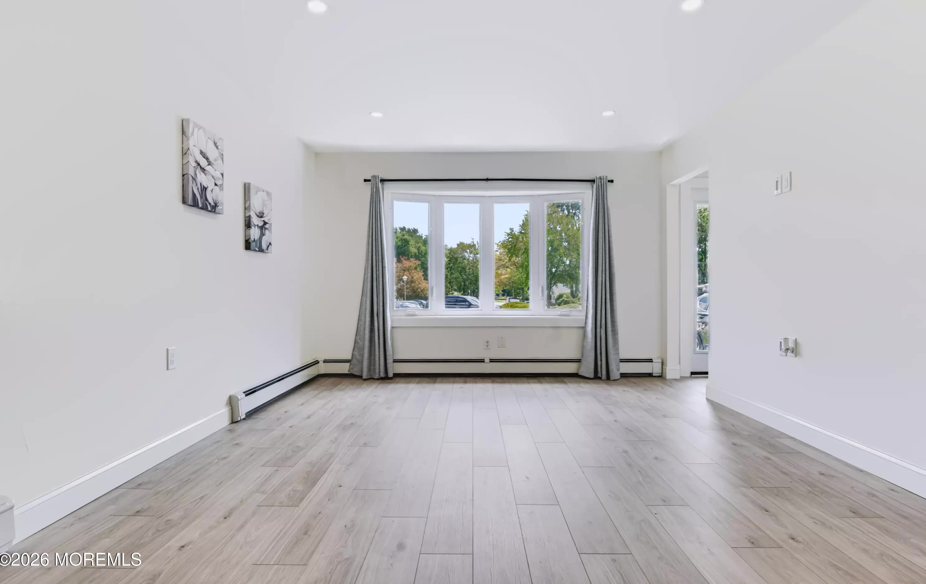 Photo 3 of 95 Larkspur Ct