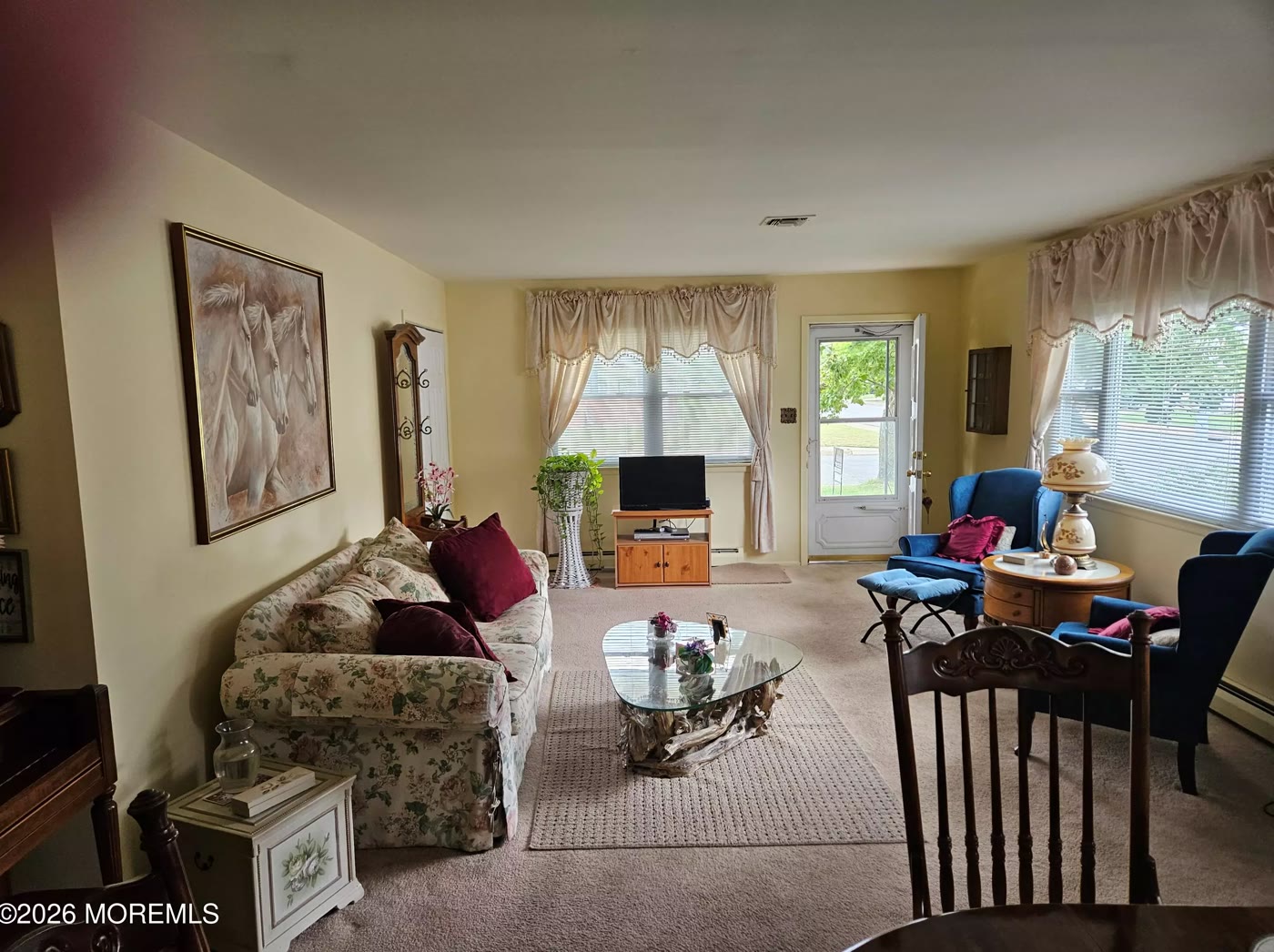 Photo 9 of 506 St Thomas Dr
