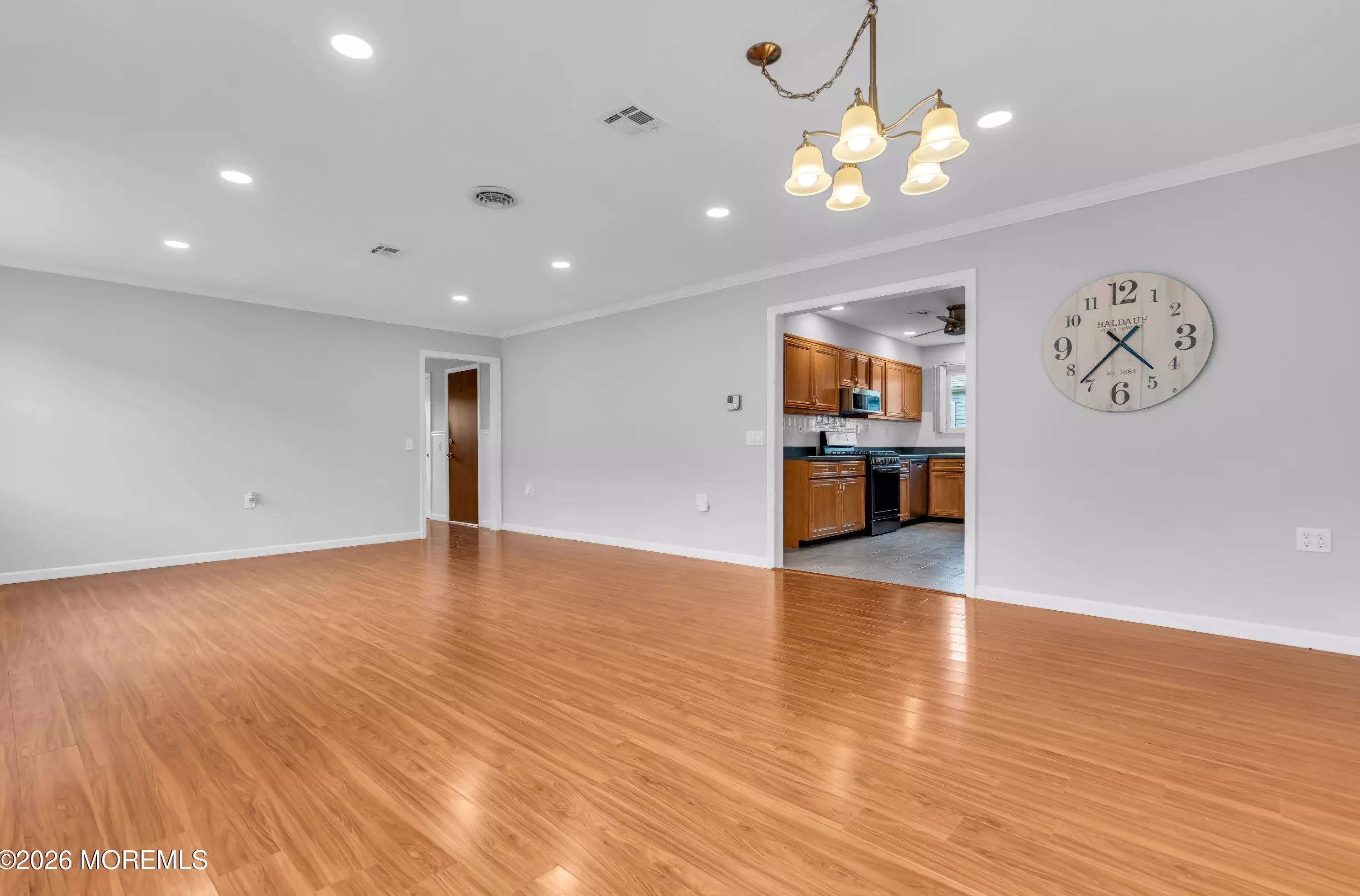 Photo 11 of 20 Camrose St