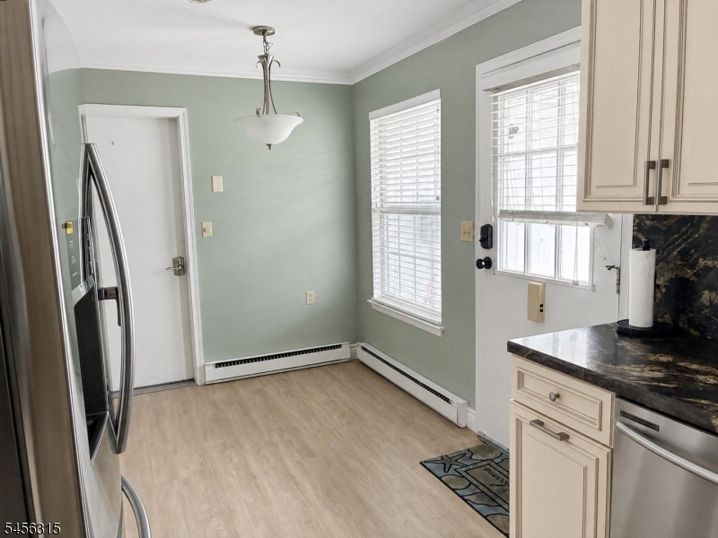 Photo 5 of 102B Buckingham Dr