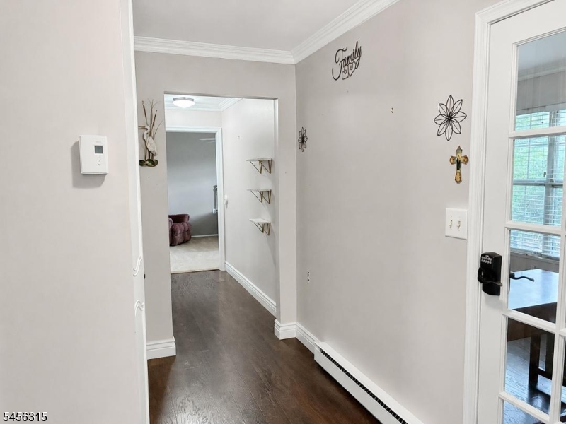 Photo 11 of 102B Buckingham Dr