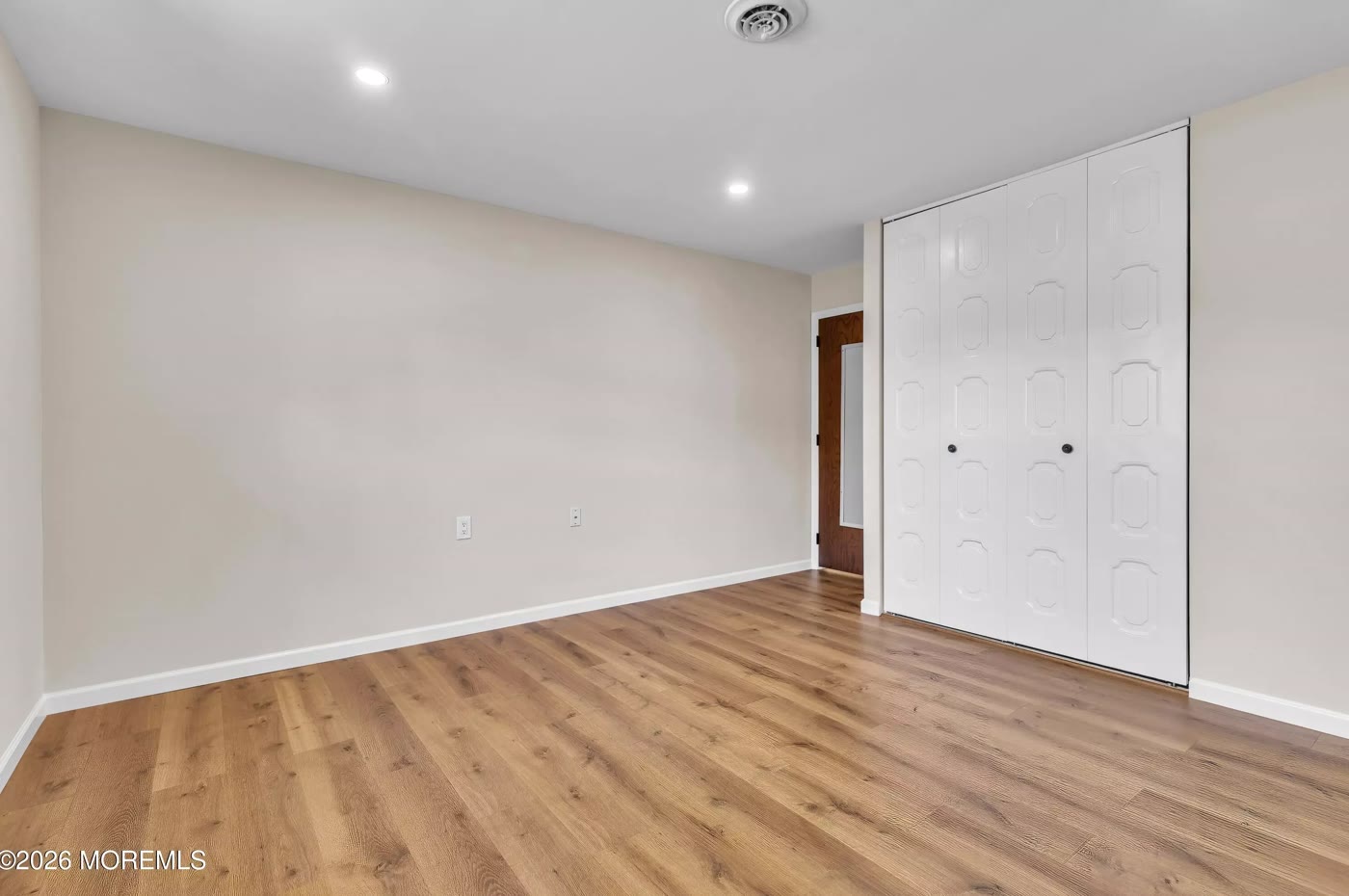 Photo 9 of 27D Cambridge Cir