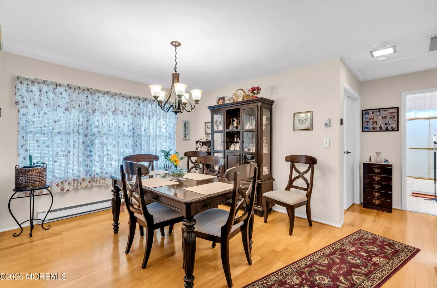 Photo 10 of 533B Warwick Ct