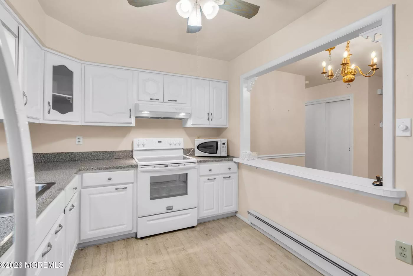 Photo 11 of 6 Woodbury Ct