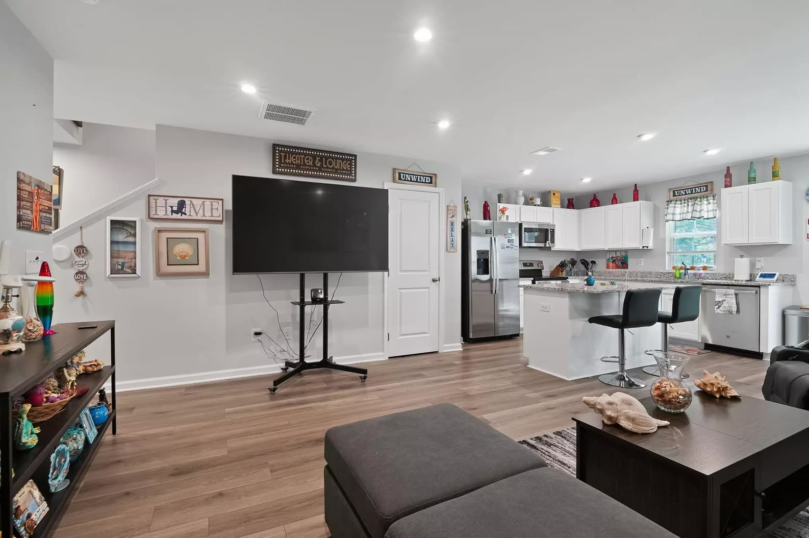 Photo 3 of 150 Villa Grande St #A