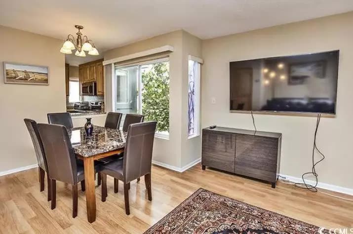 Photo 5 of 506 62nd Ave N #1
